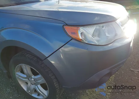 2009 Subaru Forester 2.5X из США, поврежденный, VIN JF2SH63639H783271